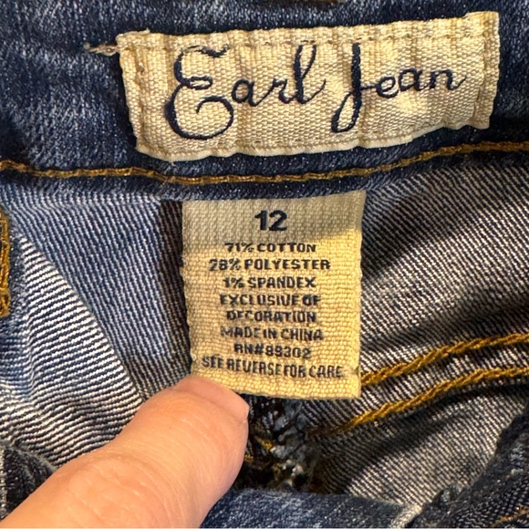 Earl Jean Juniors/Womens size 12 Denim Shorts with Lace Trim - Picture 4 of 4